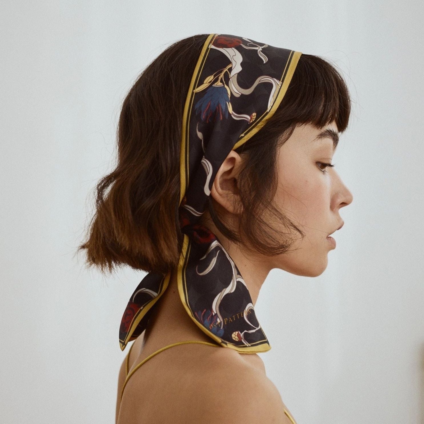 Dream Silk Twill Neck Bow - Black