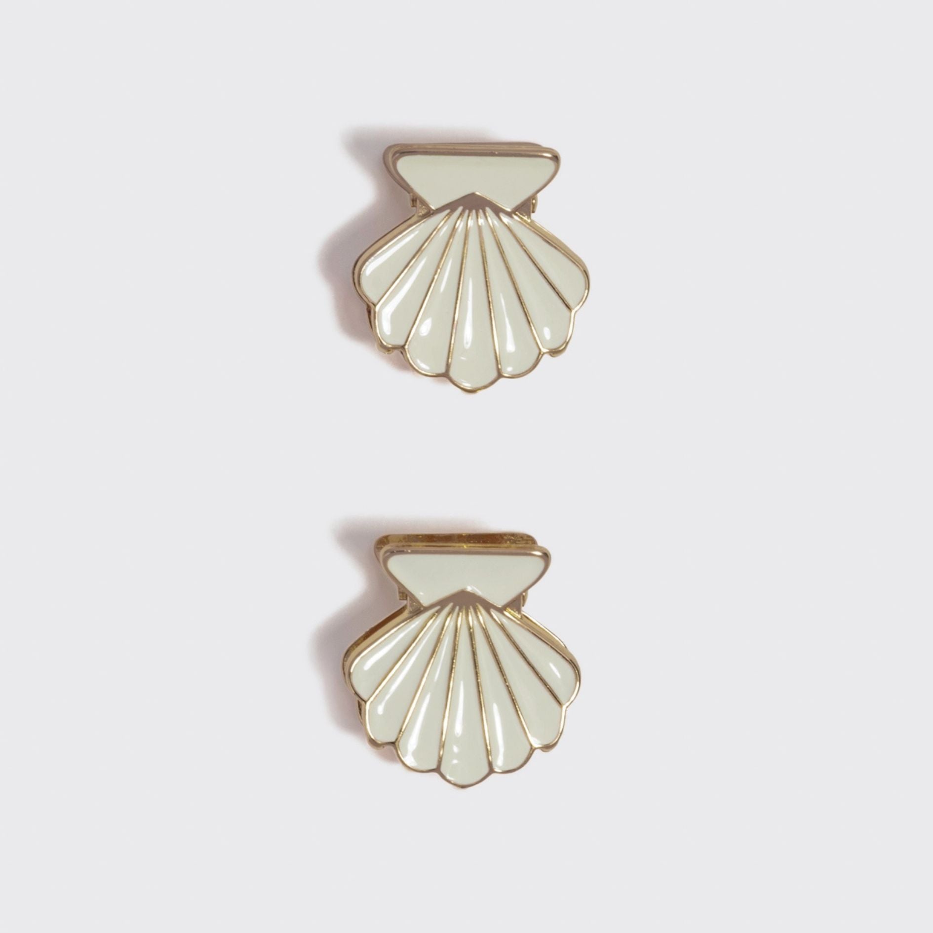 Metal Clam Shell Hair Clip - Gold & Pearlized Cream