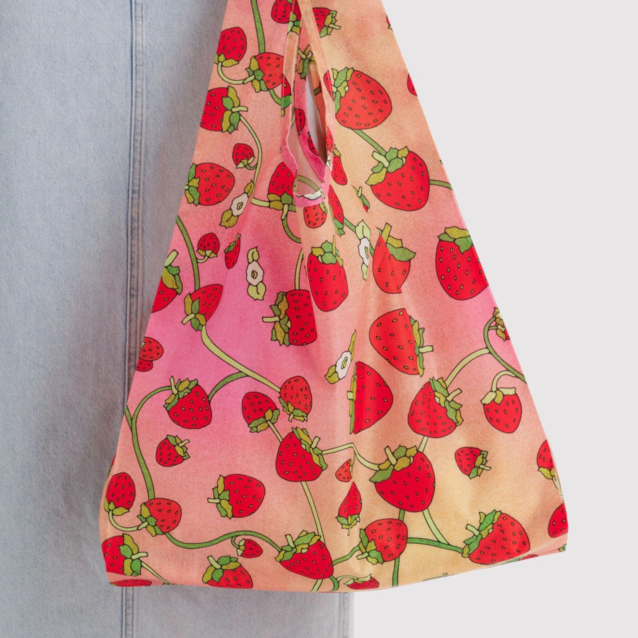 Strawberry Blossom - Standard Baggu