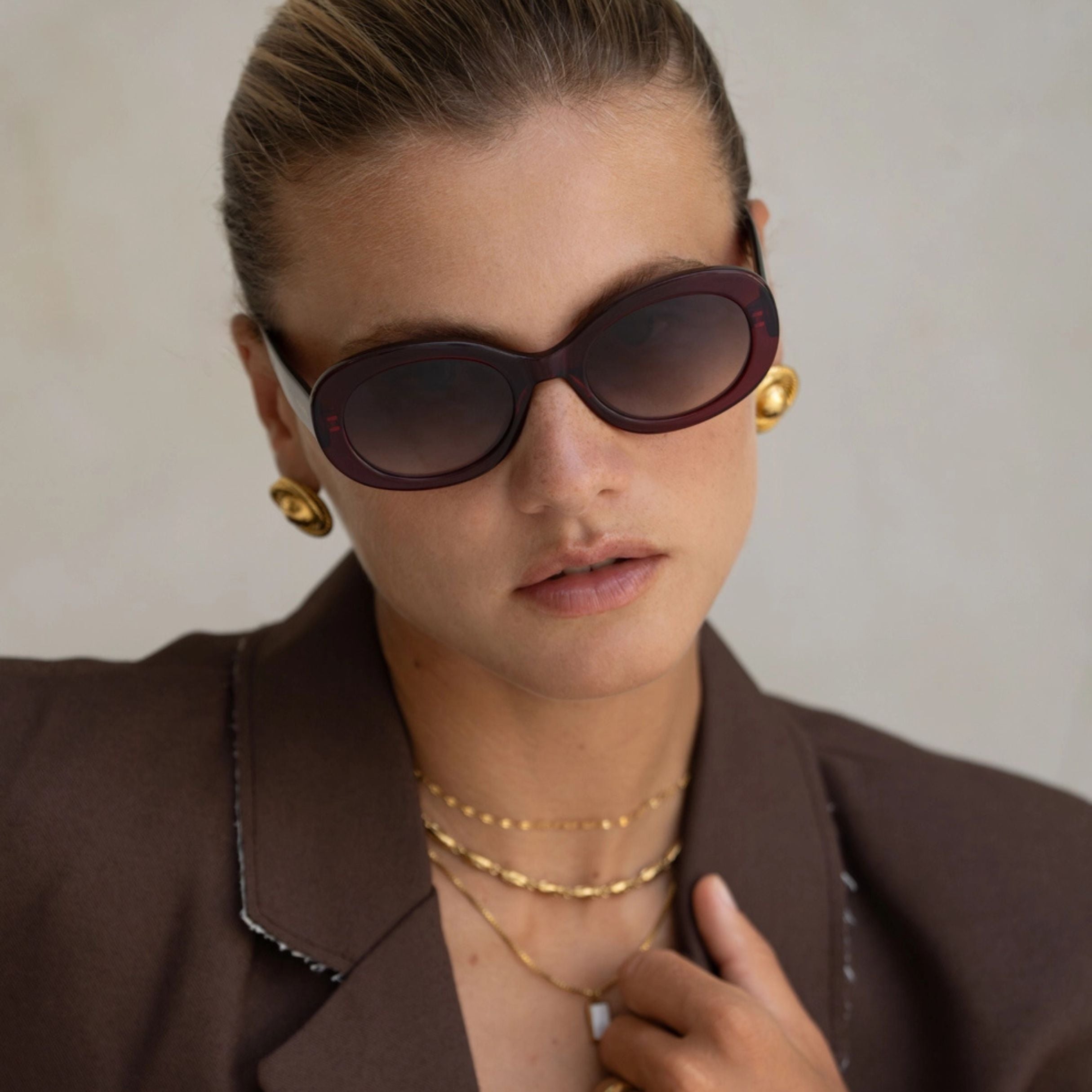 Aria Oval Sunglasses - Dark Cherry