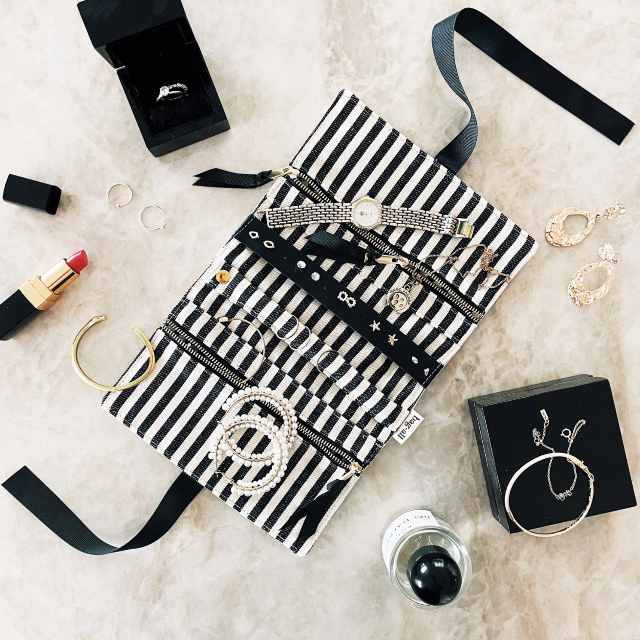 Jewelry Organizer - Cream