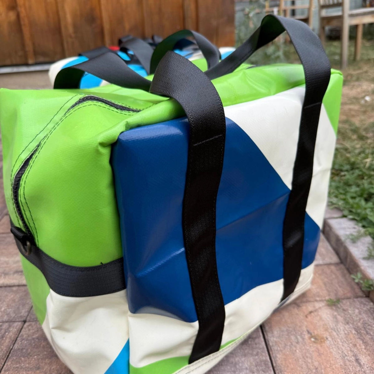 Lorry Maxi Outdoor Gear & Travel Bag